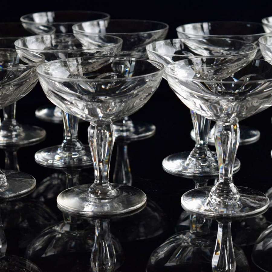 12 Val Saint Lambert Champagne Glasses Air Plume Stem