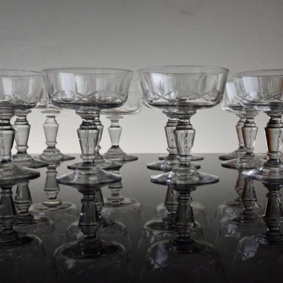 12 Val Saint Lambert Champagne Glasses C1920-30