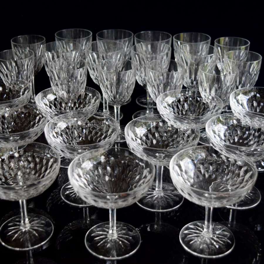 Baccarat Crystal 26 Piece Suite In Forerunner To Artois Pattern 1920