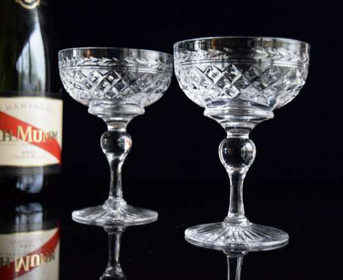 2 Bridge Crystal Seawitch Champagne Glasses
