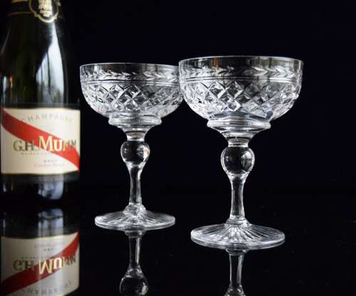 2 Bridge Crystal Seawitch Champagne Glasses