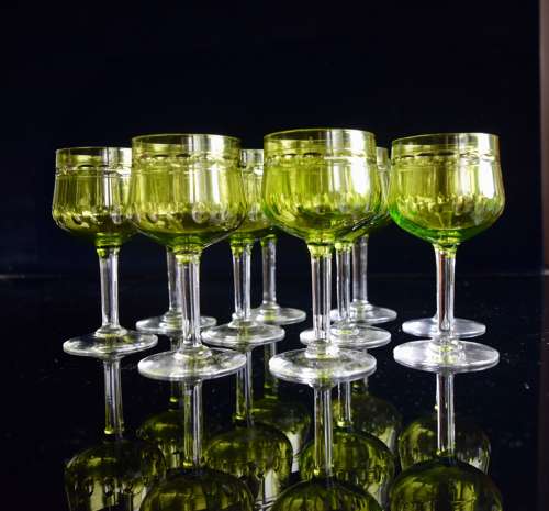 10 Val Saint Lambert Green Wine Glasses c 1930s