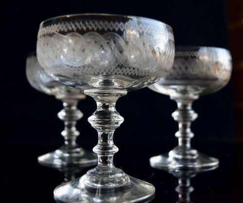 6 Val Saint Lambert etched Champagne Glasses Belle Epoque