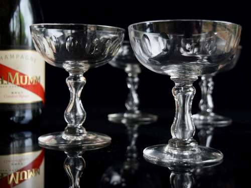 4 Val Saint Lambert Champagne Coupes