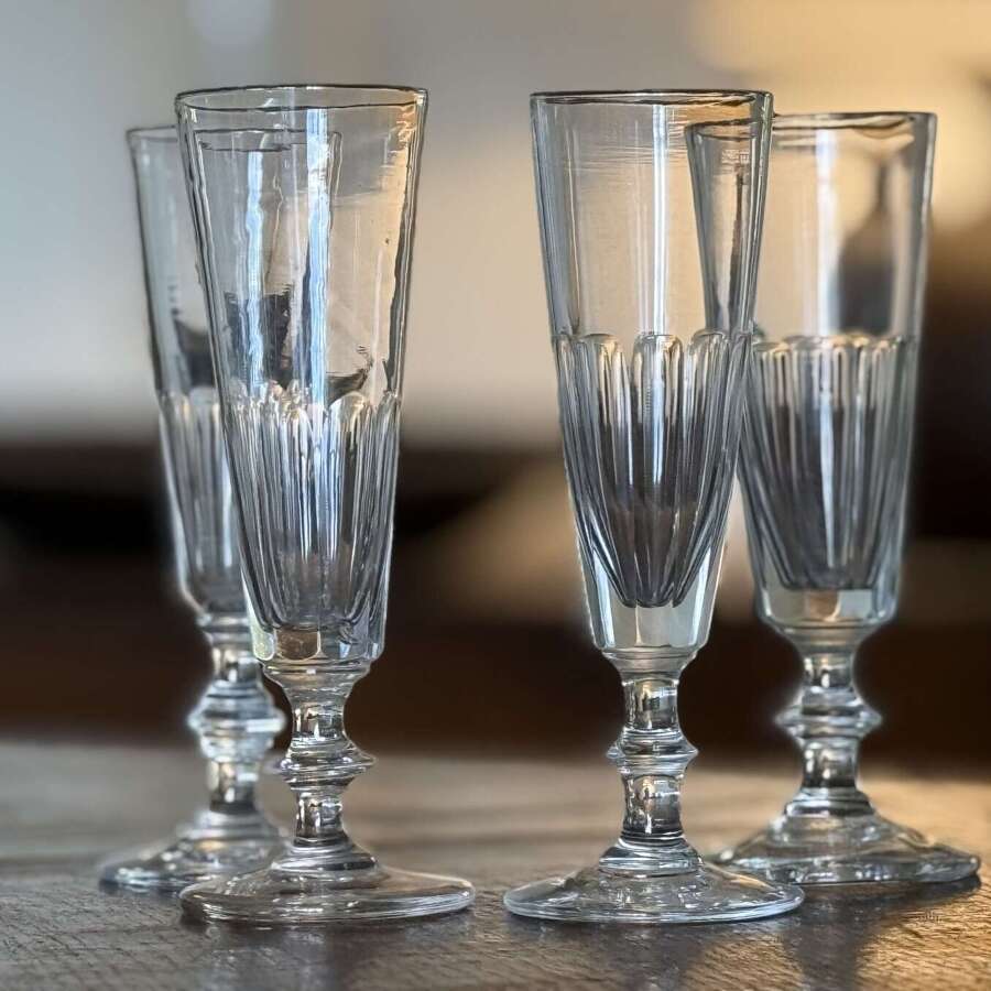 4 Victorian Champagne Flutes