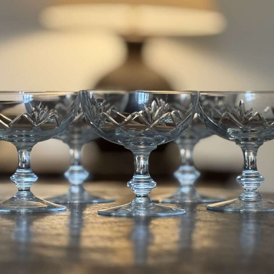 5 Val Saint Lambert Champagne Coupes