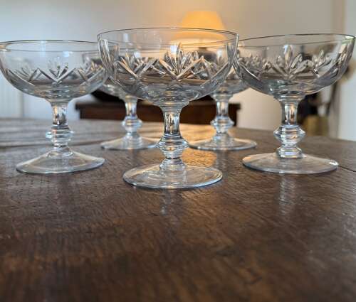 5 Val Saint Lambert Champagne Coupes