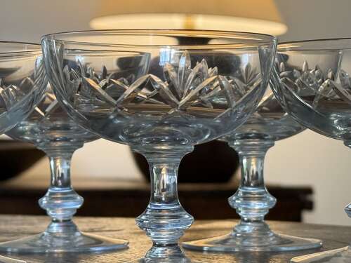 5 Val Saint Lambert Champagne Coupes