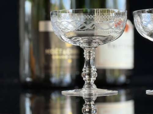 2 Val Saint Lambert Champagne Coupes c1910
